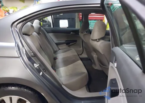 2010 Honda Accord 2.4 Lx-P z USA, uszkodzony, nr VIN 1HGCP2F46AA060179